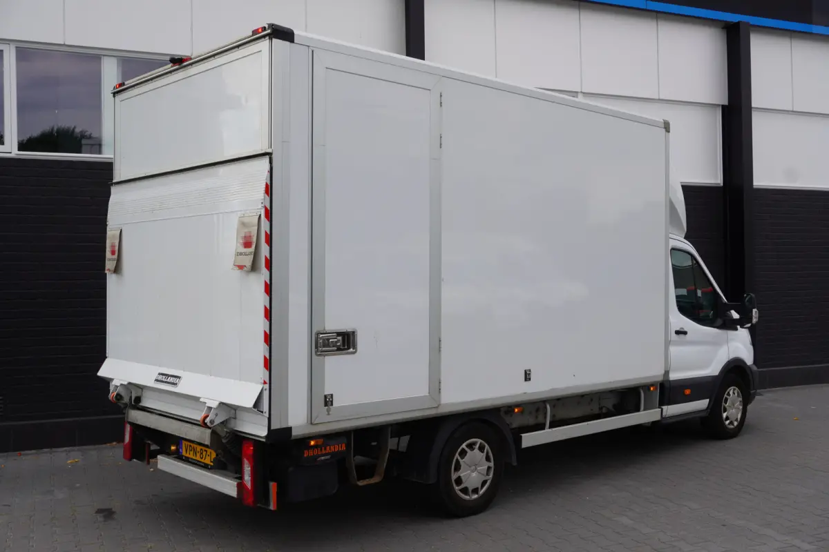 2.0 TDCI L4 130PK Bakwagen EURO 6 - LAADKLEP - Airco - Navi - € 21.950,- Excl.
