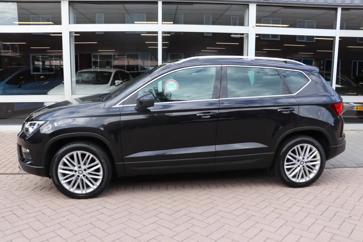 1.5 TSI Xcellence Business Intense. Panoramadak, Trekhaak.