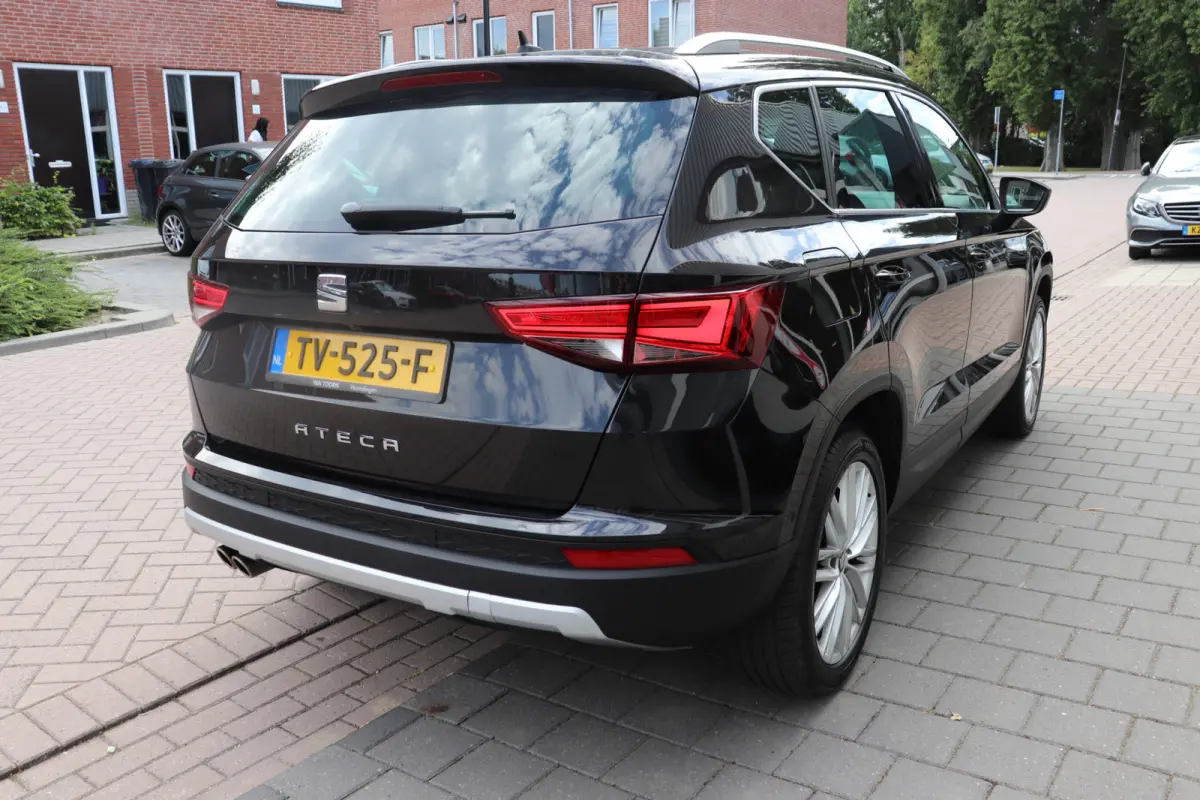 1.5 TSI Xcellence Business Intense. Panoramadak, Trekhaak.