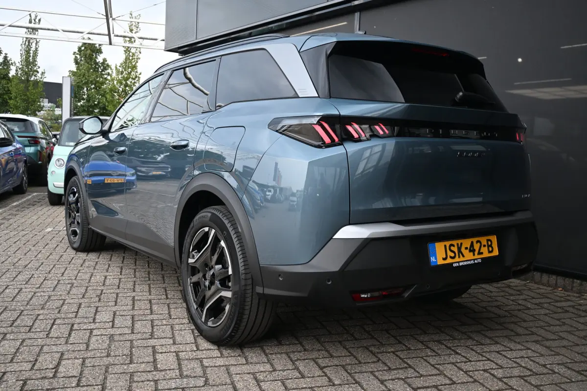 1.6 Plug-in Hybrid 195 Allure 7p Tot 8 Jaar Garantie! | AGR-Comfortstoel | 7,4kW Lader | Adaptive Cruise | Dodehoek-Detectie | Stuur/Stoelverwarming | 360 Camera | !!