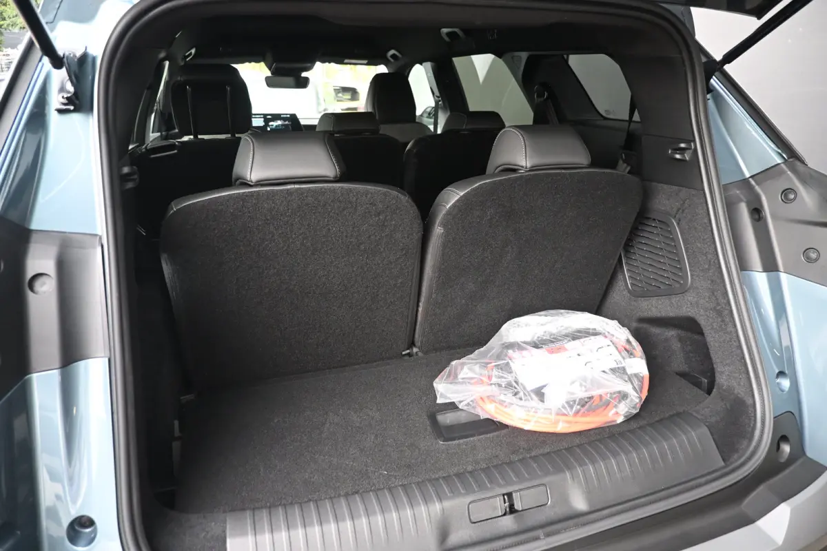 1.6 Plug-in Hybrid 195 Allure 7p Tot 8 Jaar Garantie! | AGR-Comfortstoel | 7,4kW Lader | Adaptive Cruise | Dodehoek-Detectie | Stuur/Stoelverwarming | 360 Camera | !!