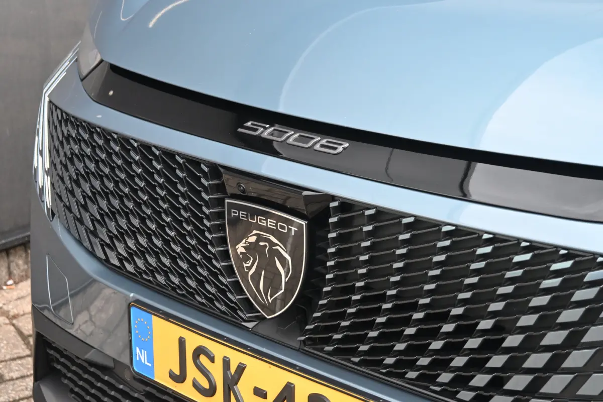 1.6 Plug-in Hybrid 195 Allure 7p Tot 8 Jaar Garantie! | AGR-Comfortstoel | 7,4kW Lader | Adaptive Cruise | Dodehoek-Detectie | Stuur/Stoelverwarming | 360 Camera | !!