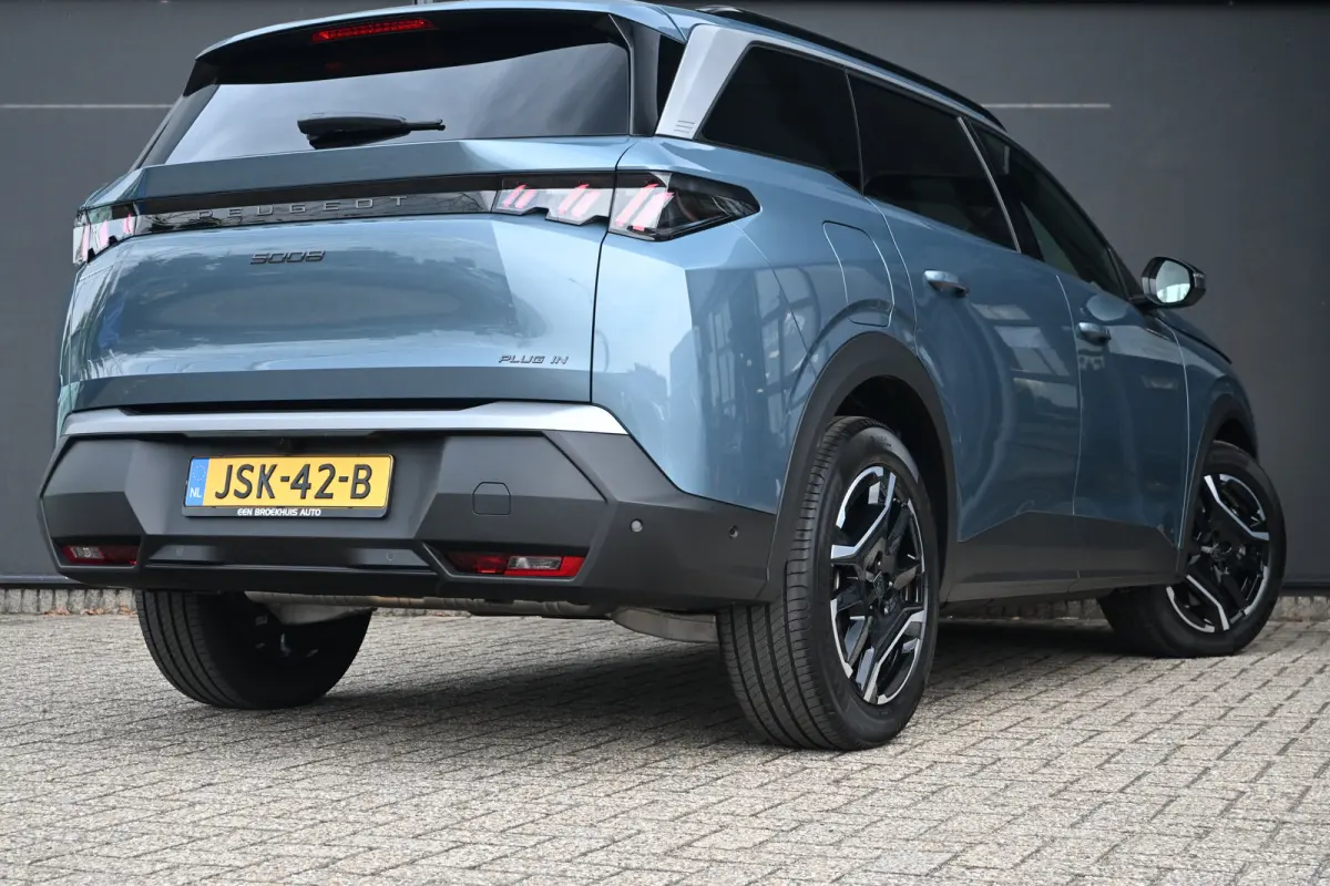 1.6 Plug-in Hybrid 195 Allure 7p Tot 8 Jaar Garantie! | AGR-Comfortstoel | 7,4kW Lader | Adaptive Cruise | Dodehoek-Detectie | Stuur/Stoelverwarming | 360 Camera | !!