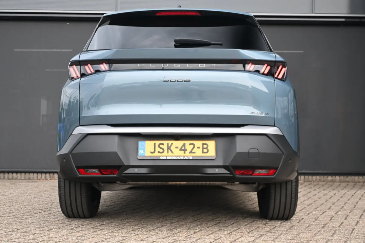 1.6 Plug-in Hybrid 195 Allure 7p Tot 8 Jaar Garantie! | AGR-Comfortstoel | 7,4kW Lader | Adaptive Cruise | Dodehoek-Detectie | Stuur/Stoelverwarming | 360 Camera | !!