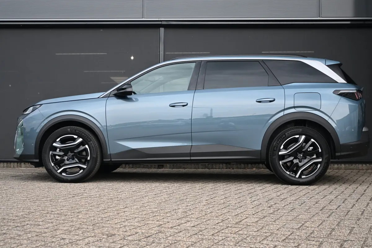 1.6 Plug-in Hybrid 195 Allure 7p Tot 8 Jaar Garantie! | AGR-Comfortstoel | 7,4kW Lader | Adaptive Cruise | Dodehoek-Detectie | Stuur/Stoelverwarming | 360 Camera | !!