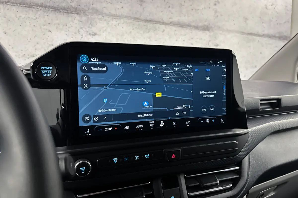 2.5 PHEV L2H1 Limited | 2-zitplaatsen rechtsvoor | Camera