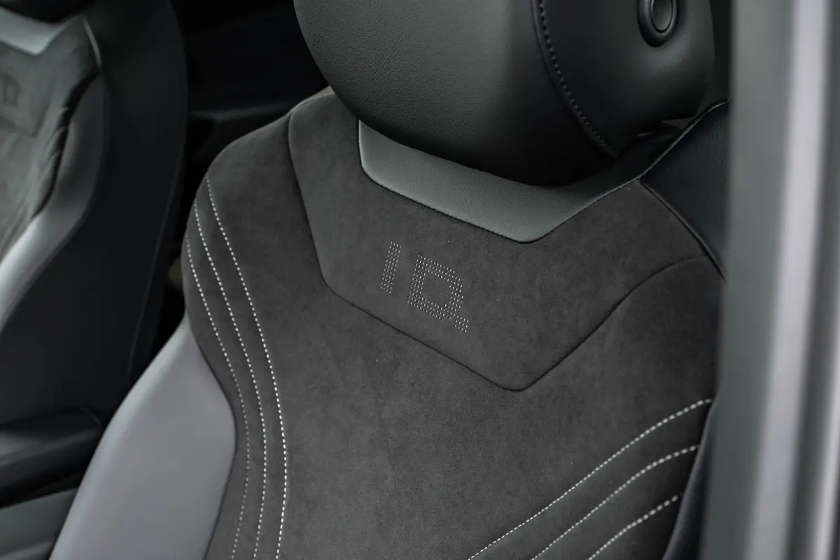 Pro Limited Edition 77 kWh Trekhaak | Harman/Kardon | 20" Bergen | Interieur Style pakket |