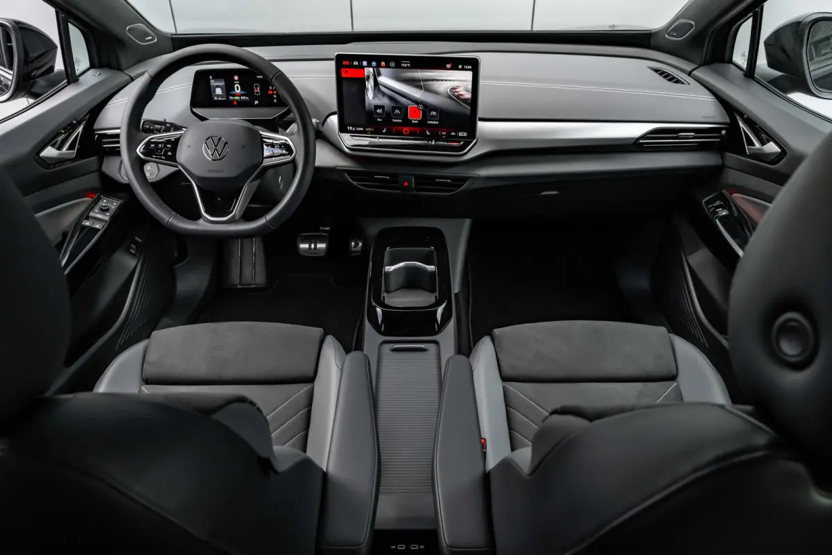 Pro Limited Edition 77 kWh Trekhaak | Harman/Kardon | 20" Bergen | Interieur Style pakket |