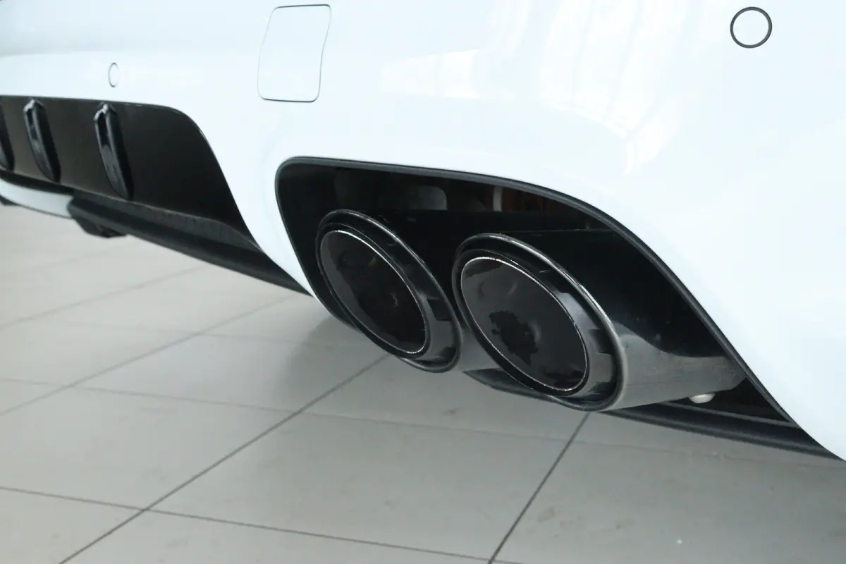 3.0 E-Hybrid | Sportdesign | Sportchrono | Adapt. Cruise | Softclose | 4-Wielsturing | Trekhaak | Bose | Head-up | Pano | Memory | Keyless | 22 Inch |