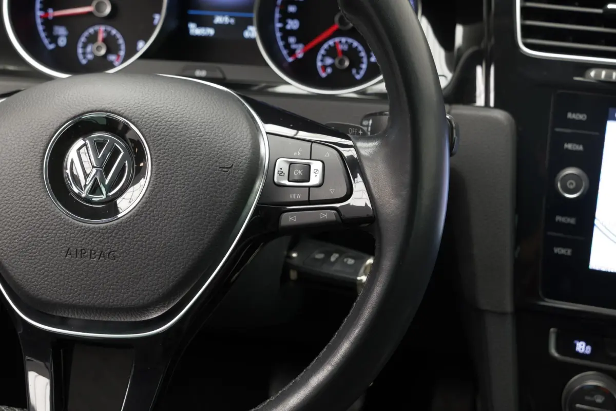 1.5 TSI Highline Business R |Massage|Carplay|Navi|LED|