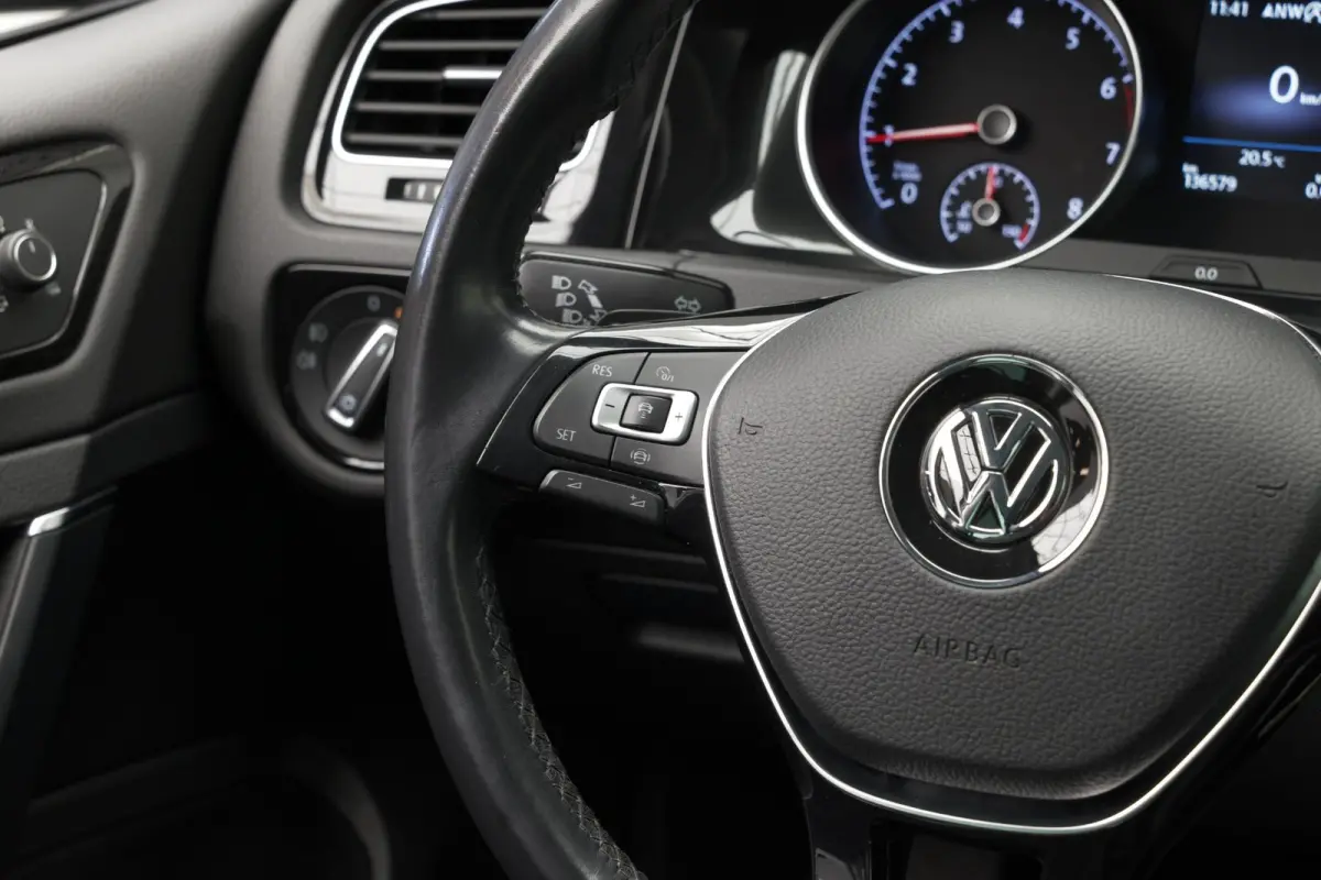 1.5 TSI Highline Business R |Massage|Carplay|Navi|LED|