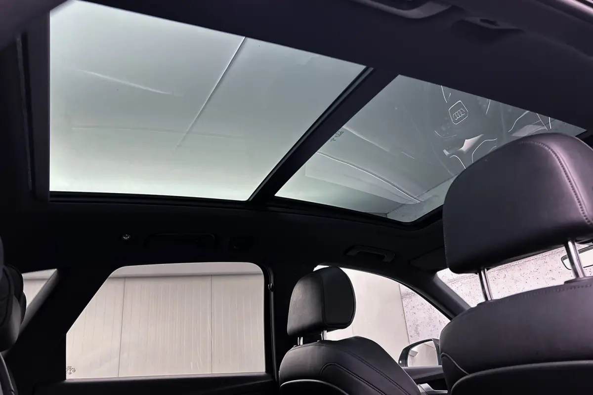 2.0 TDI quattro S-line | Panoramadak | Trekhaak | Stoelverwarming