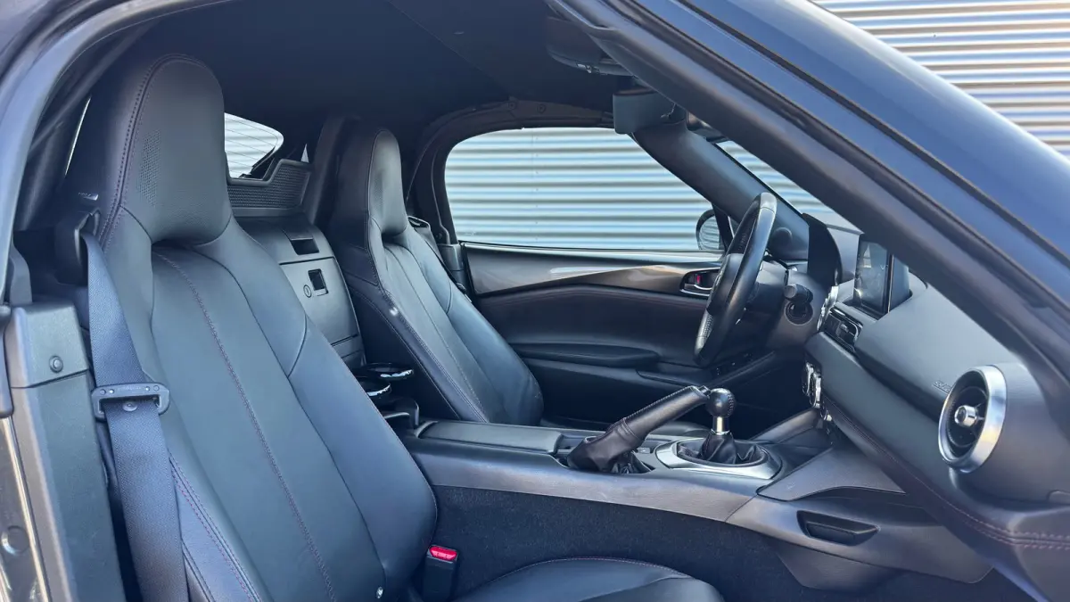2.0 SKYACTIV-G 160PK GT-M / NAVI / LEDER / XENON / LED / PDC / 17" LMV / KEYLESS / BOSE / APPLE CARPLAY / ANDROID AUTO !!