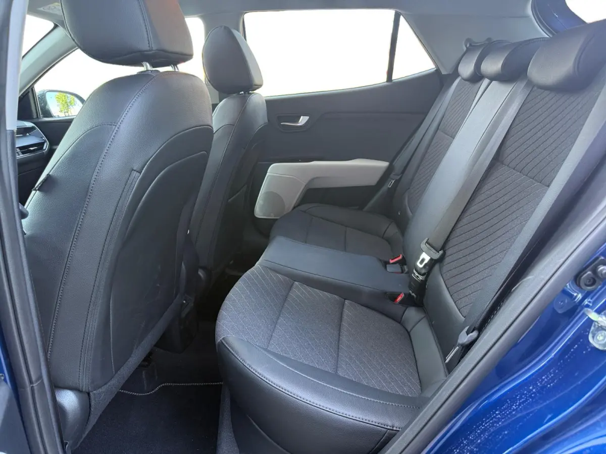 1.0 T-GDi MHEV GT-Line | Demo | Direct Leverbaar | Stoel + Stuurverwarming | Schuif/Kanteldak | Keyless | Camera | Apple Carplay | Android Auto | Navi | LED | Fabrieksgarantie |