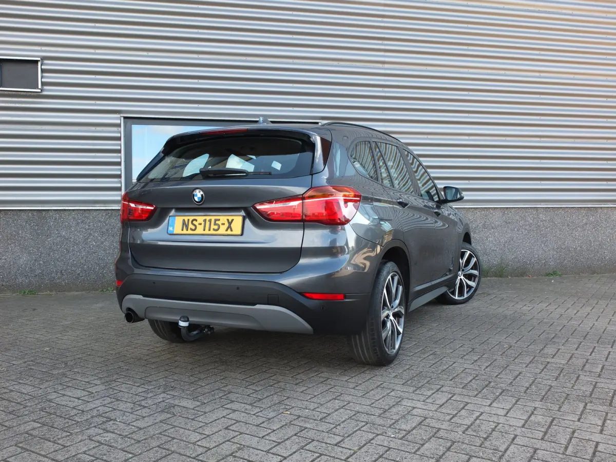 SDrive18i High Executive | Automaat | HUD | Leder | Afnb Trekhaak | 100% Onderhouden