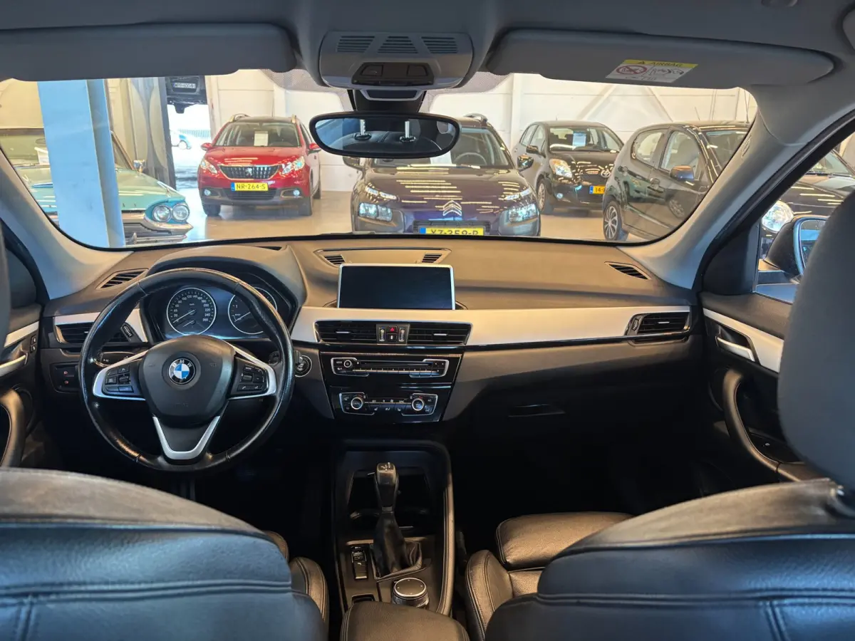 SDrive18i High Executive | Automaat | HUD | Leder | Afnb Trekhaak | 100% Onderhouden
