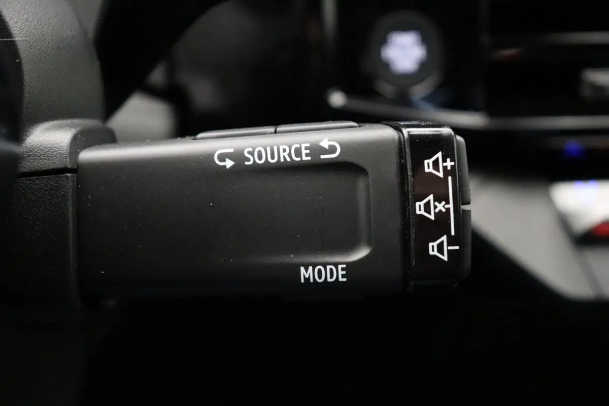 Hybrid 160pk esprit Alpine | Harman Kardon | Stoel- en stuurwielverwarming | 360 graden camera |