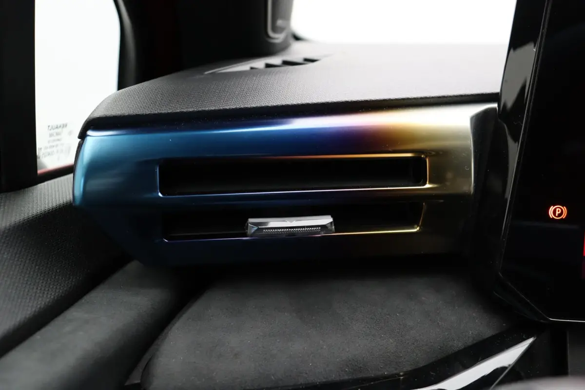 Hybrid 160pk esprit Alpine | Harman Kardon | Stoel- en stuurwielverwarming | 360 graden camera |