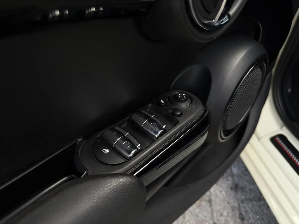 1.5 Cooper John Cooper Works