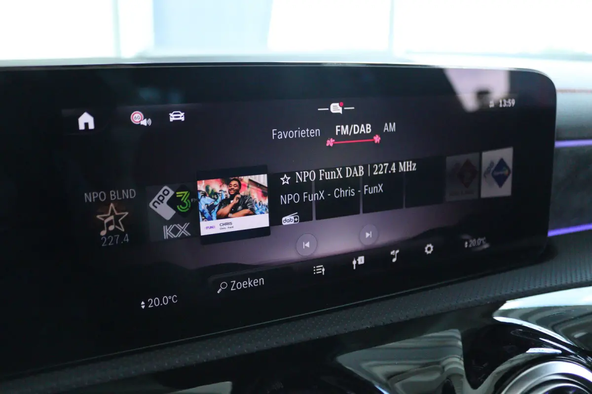 200 AMG Line | Adapt. Cruise | Burmester Surround | Head-up | 360 Camera | Memory | Schuifdak | Stoelverwarming | MATRIX | Keyless | Navi