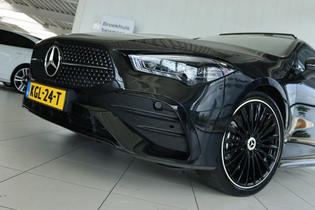 200 AMG Line | Adapt. Cruise | Burmester Surround | Head-up | 360 Camera | Memory | Schuifdak | Stoelverwarming | MATRIX | Keyless | Navi