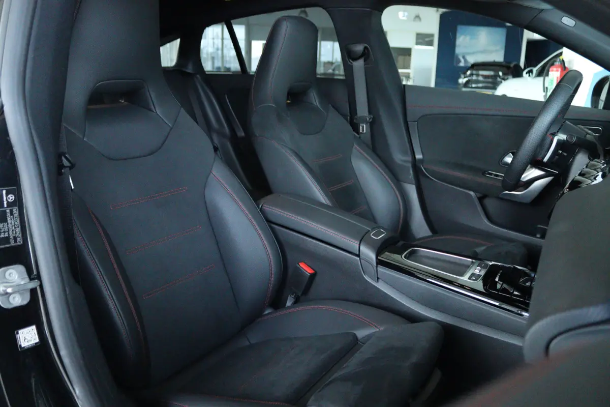 200 AMG Line | Adapt. Cruise | Burmester Surround | Head-up | 360 Camera | Memory | Schuifdak | Stoelverwarming | MATRIX | Keyless | Navi