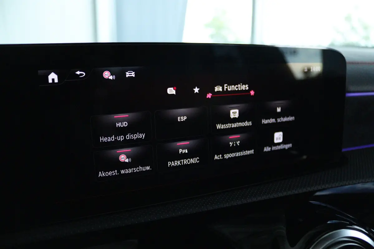 200 AMG Line | Adapt. Cruise | Burmester Surround | Head-up | 360 Camera | Memory | Schuifdak | Stoelverwarming | MATRIX | Keyless | Navi