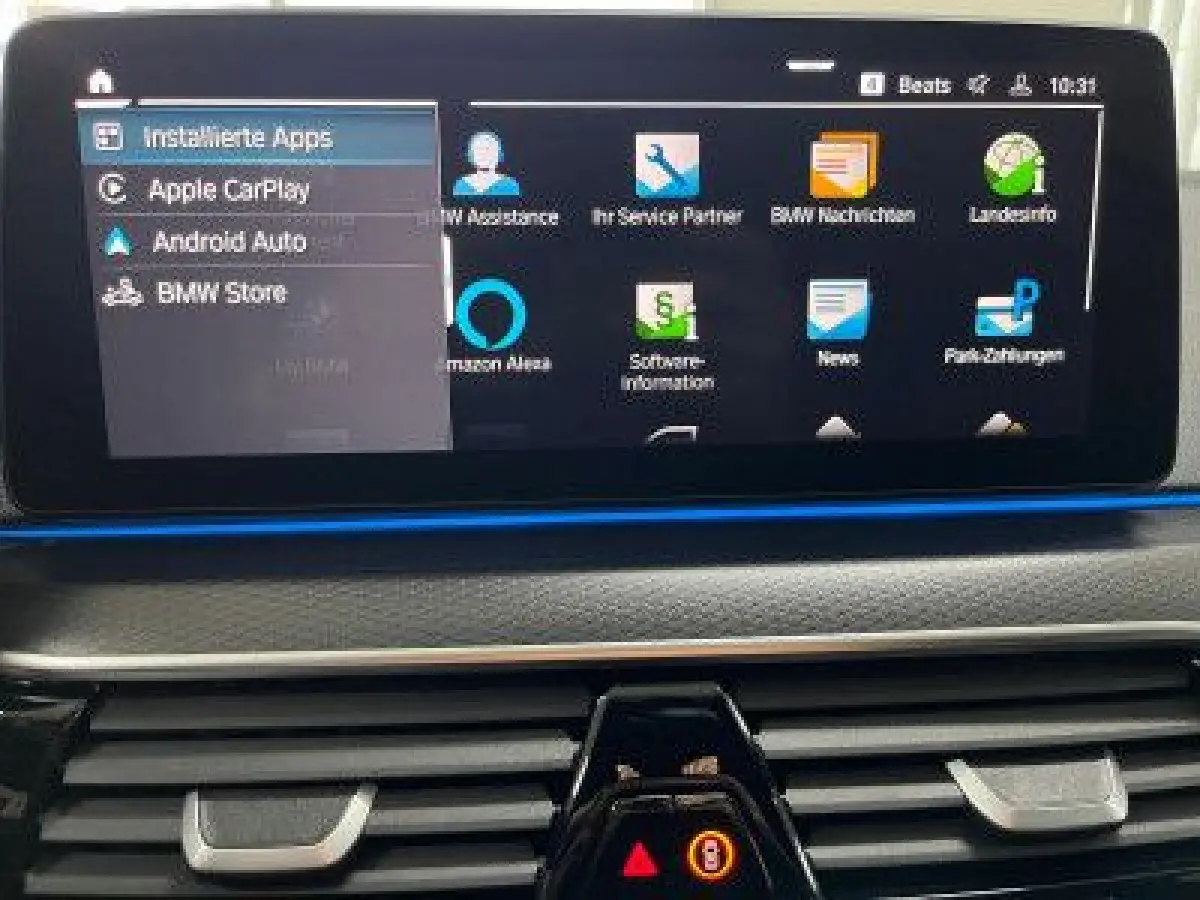 530e xDrive M-SPORT ** LASER, LEDER, PANO, TREKH, HuD, MEMORY, 19-inch LMV ** Slechts 11.374km. - € 44.000,= onder NP ** ** INFORMEER OOK NAAR ONZE AANTREKKELIJKE FINANCIAL-LEASE TARIEVEN 
