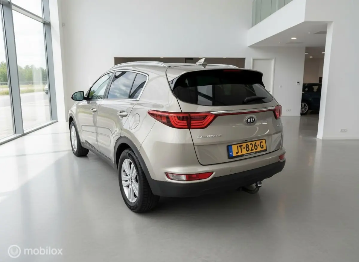 1.6 GDI First Edition | Facelift | Trekhaak | Dealer Onderhouden | Camera | NAP