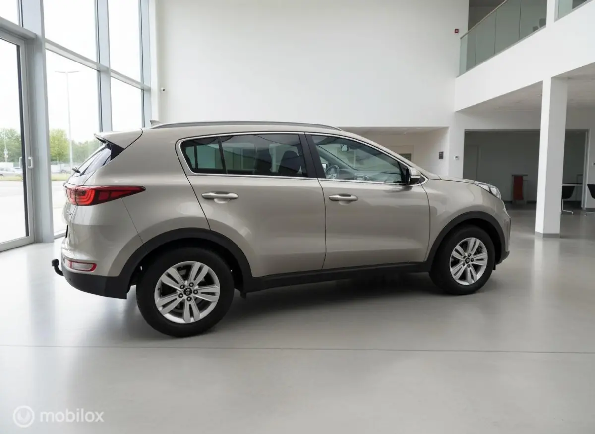 1.6 GDI First Edition | Facelift | Trekhaak | Dealer Onderhouden | Camera | NAP