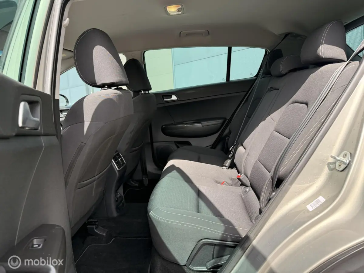 1.6 GDI First Edition | Facelift | Trekhaak | Dealer Onderhouden | Camera | NAP