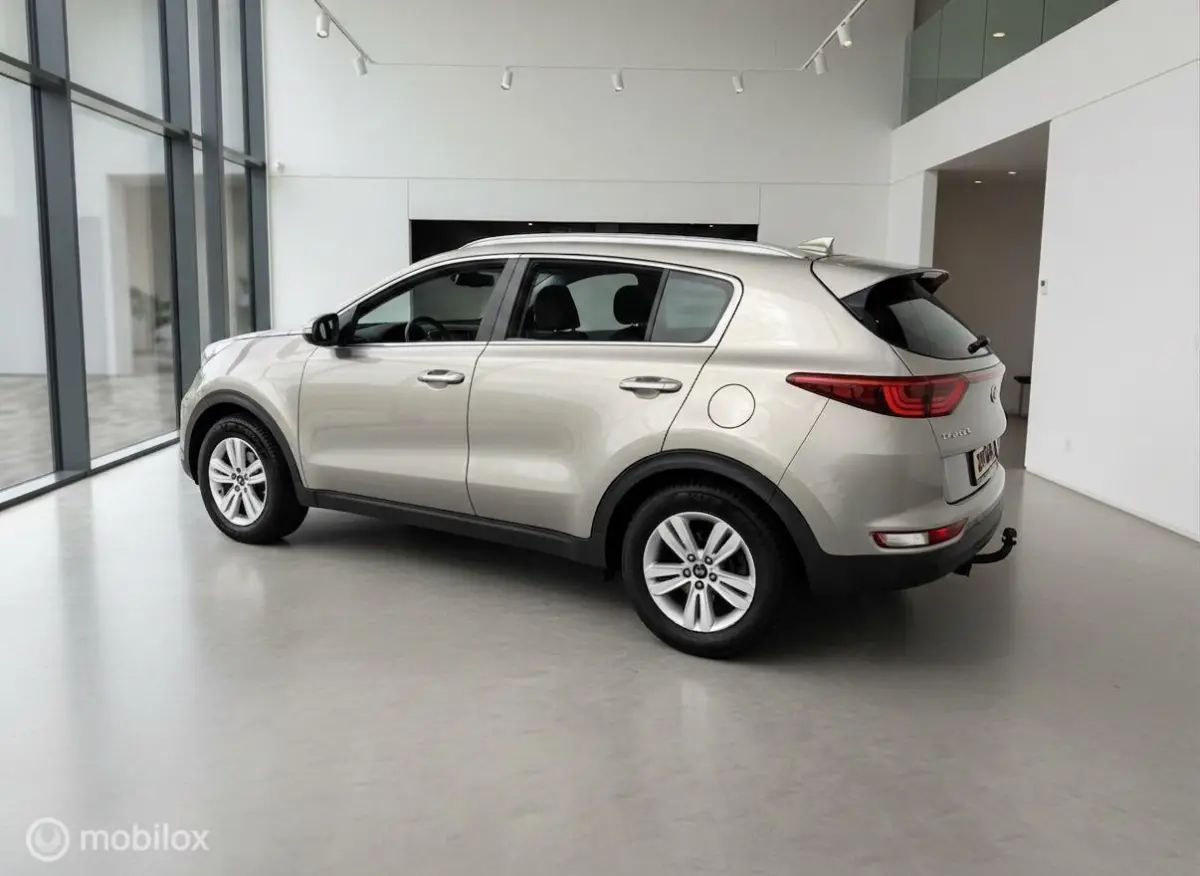 1.6 GDI First Edition | Facelift | Trekhaak | Dealer Onderhouden | Camera | NAP