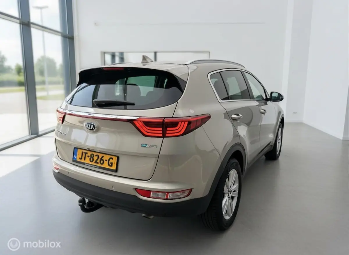 1.6 GDI First Edition | Facelift | Trekhaak | Dealer Onderhouden | Camera | NAP