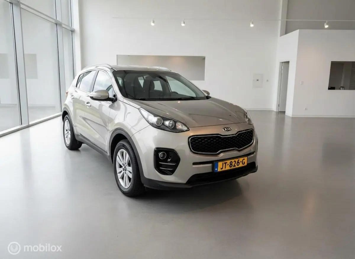 1.6 GDI First Edition | Facelift | Trekhaak | Dealer Onderhouden | Camera | NAP