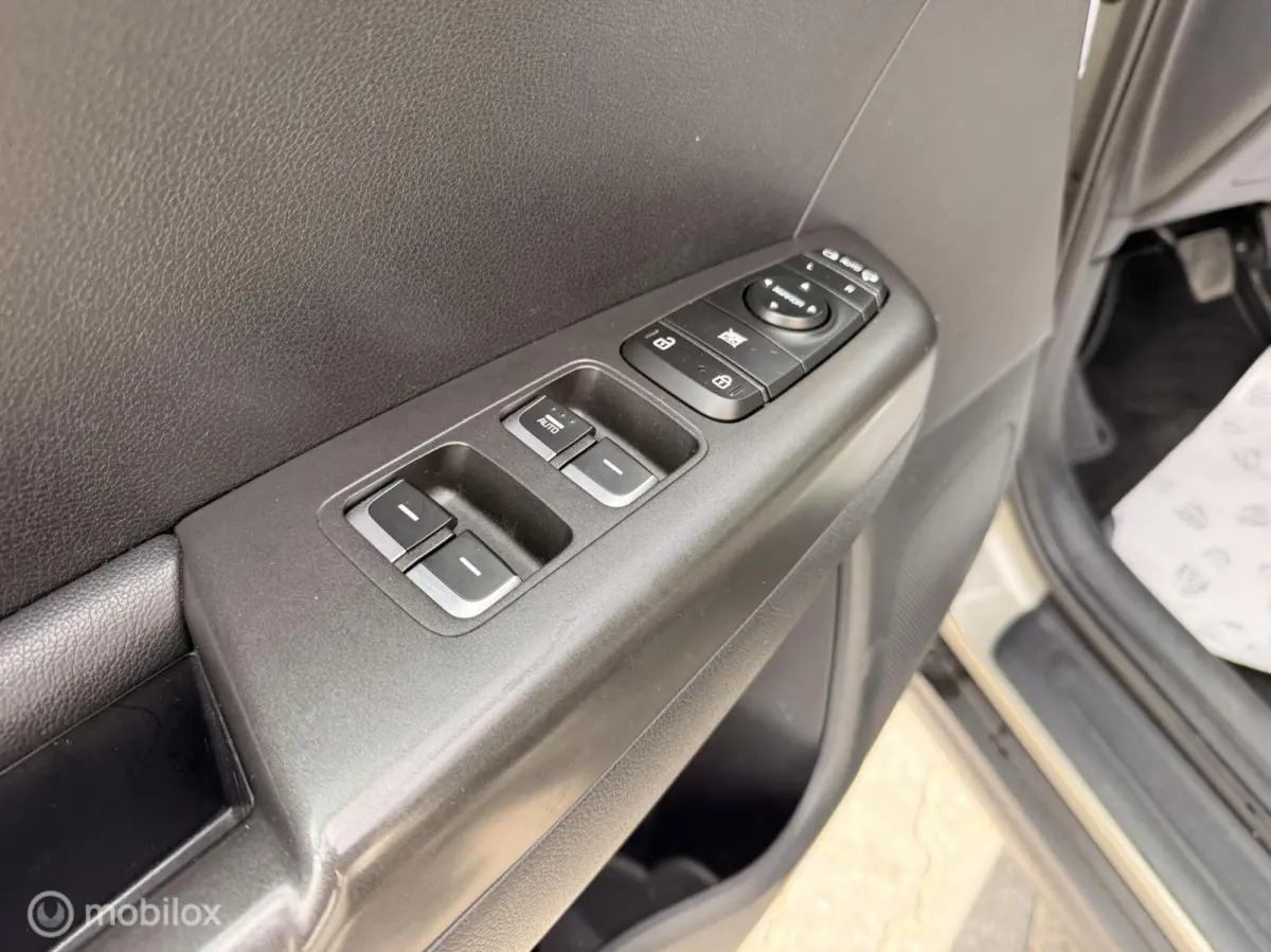 1.6 GDI First Edition | Facelift | Trekhaak | Dealer Onderhouden | Camera | NAP