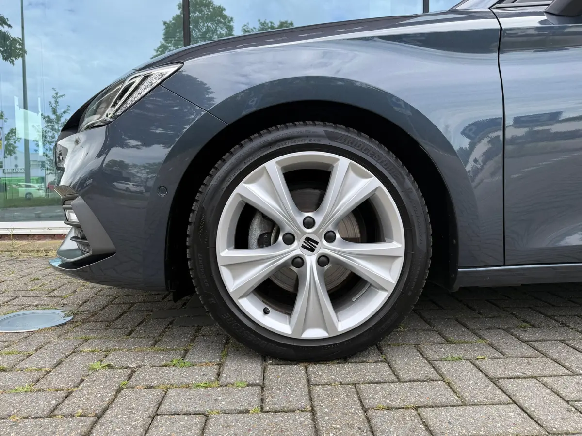 1.5 TSI FR Business Intense - Climate - Navi - Parkeerhulp