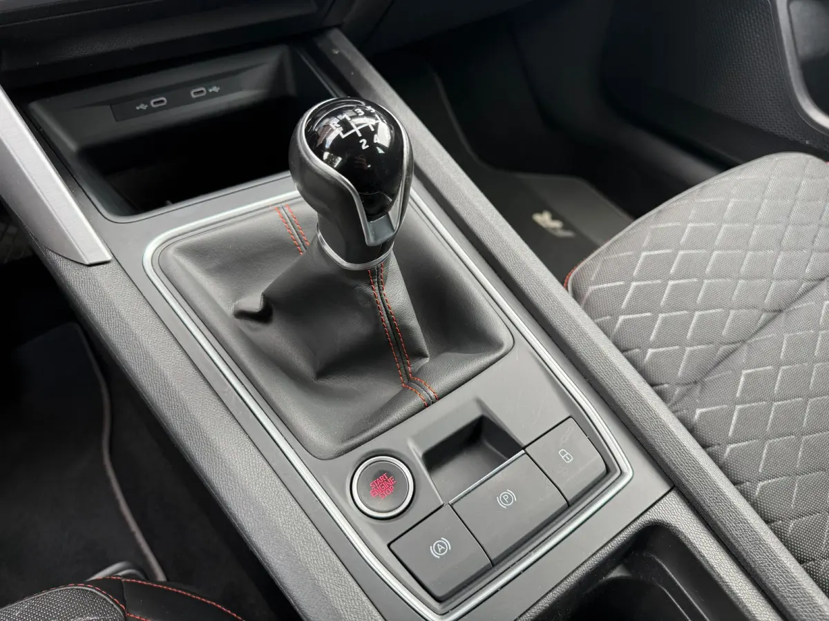 1.5 TSI FR Business Intense - Climate - Navi - Parkeerhulp