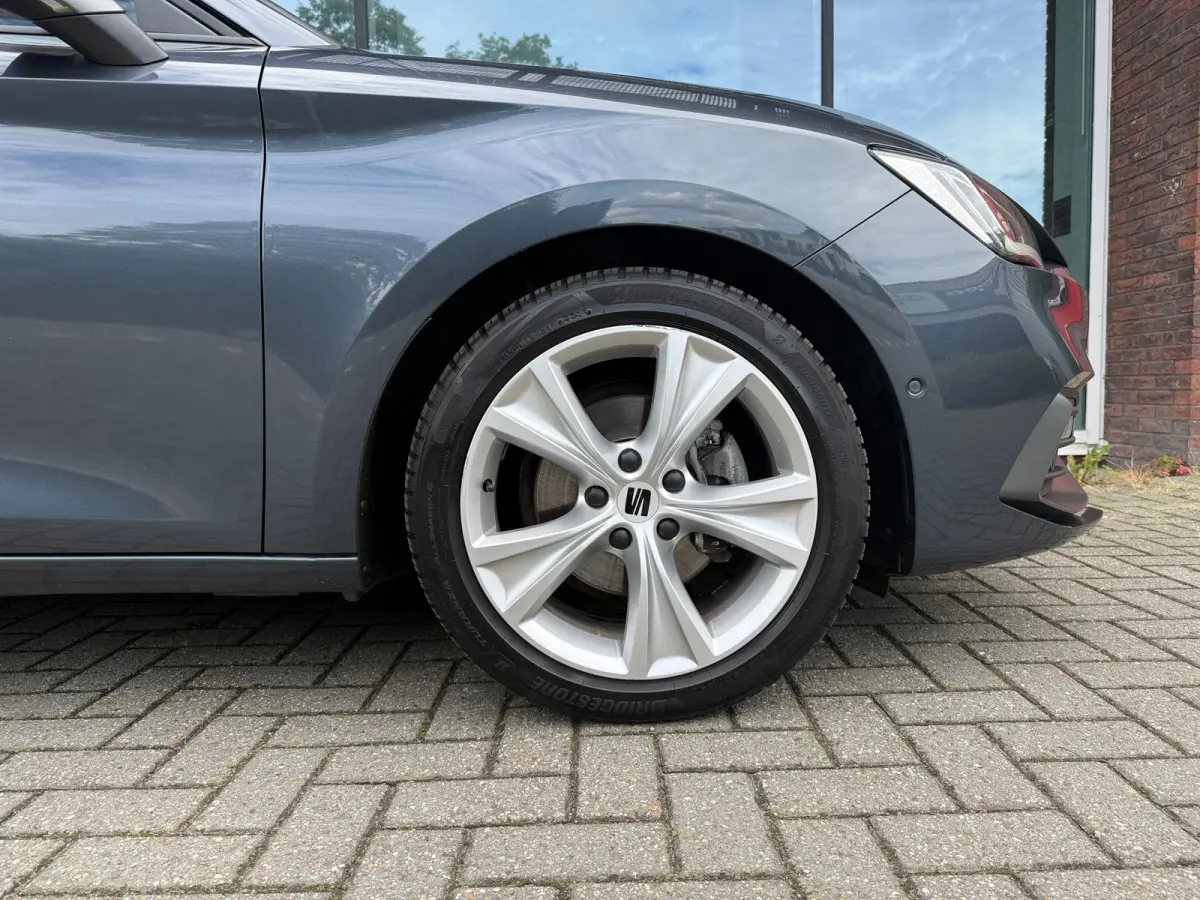 1.5 TSI FR Business Intense - Climate - Navi - Parkeerhulp