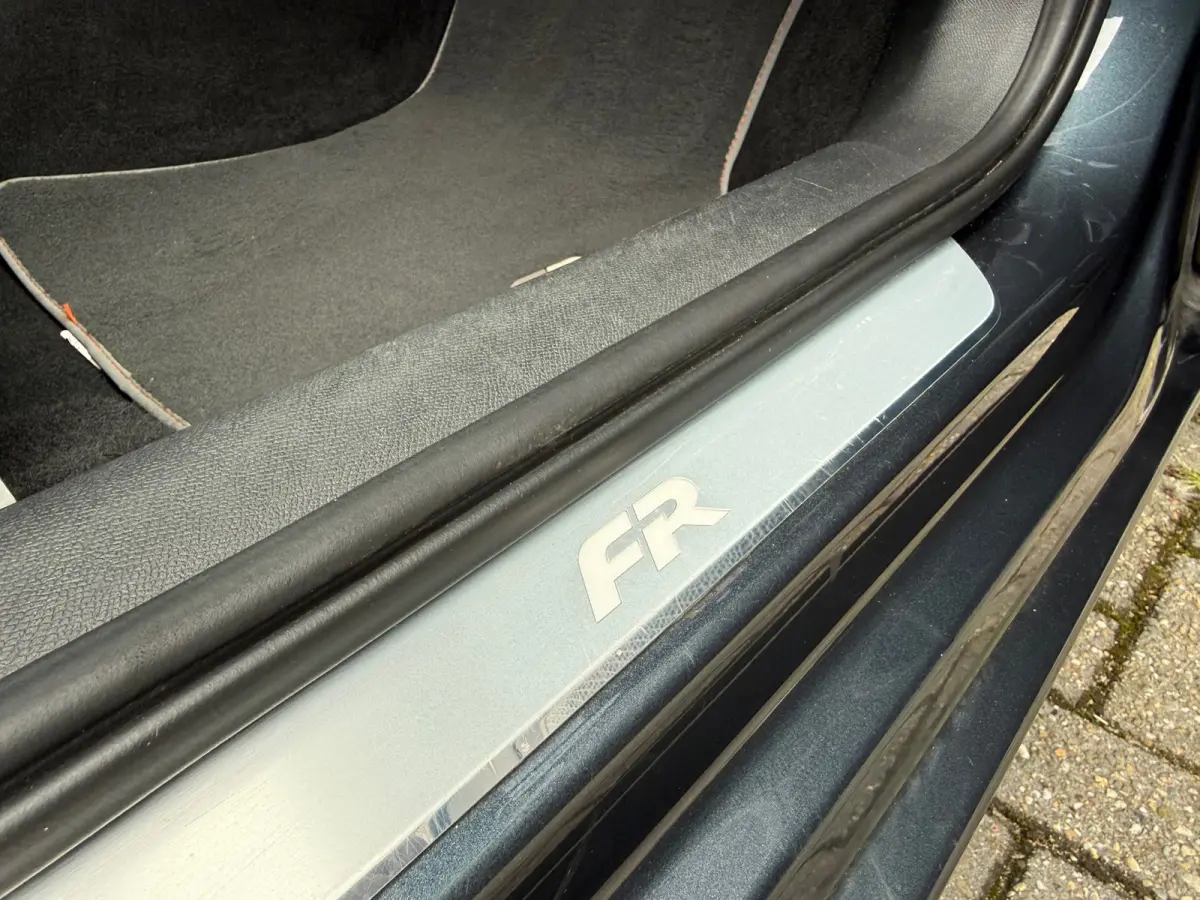 1.5 TSI FR Business Intense - Climate - Navi - Parkeerhulp