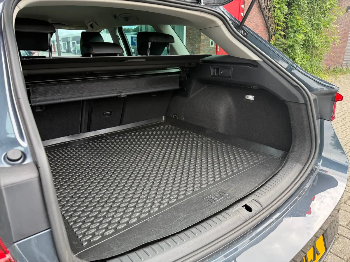 1.5 TSI FR Business Intense - Climate - Navi - Parkeerhulp