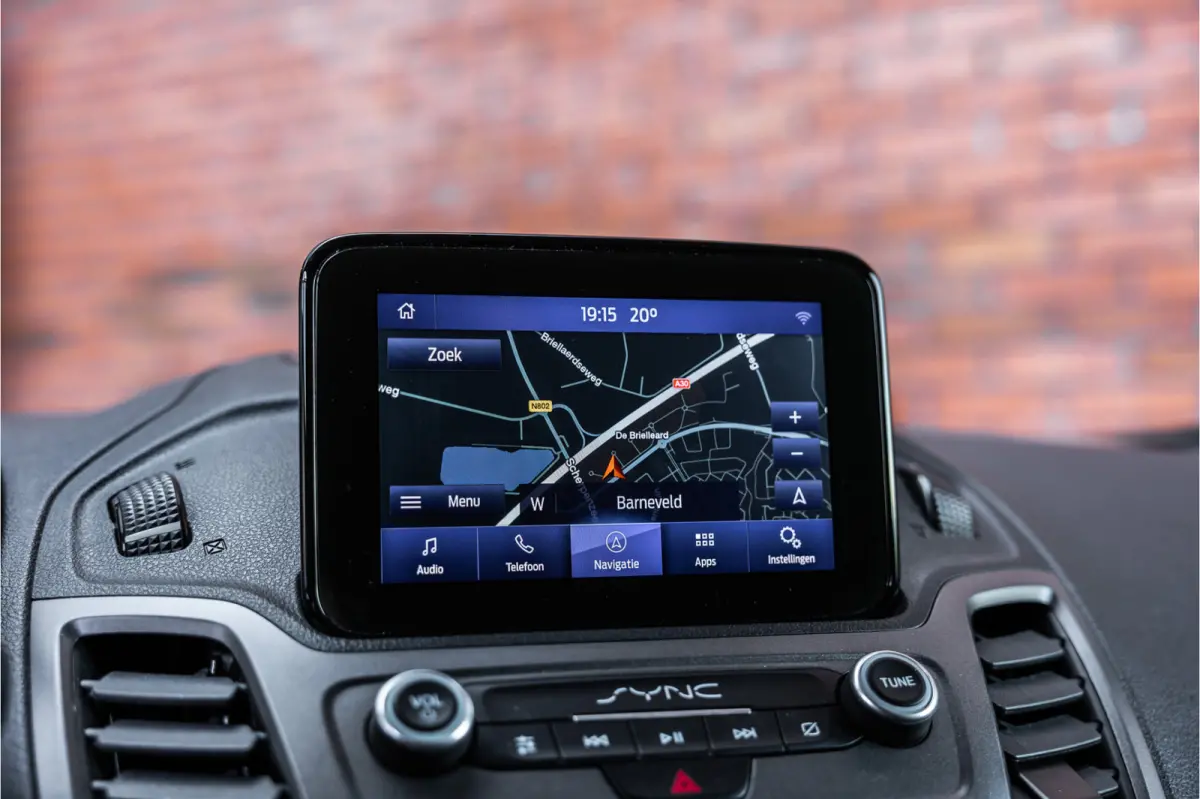 1.5 EcoBlue L2 | 3-Zitter | Sortimo inrichting | Navigatie | Camera | CarPlay | Stoelverwarming | Airco | MF Stuur | Dealer onderhouden | Nieuwe APK