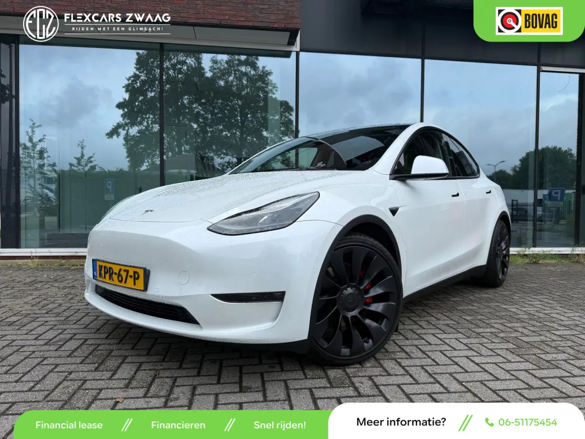 Performance AWD 75 kWh - Automaat - Panodak - Leder - Navi