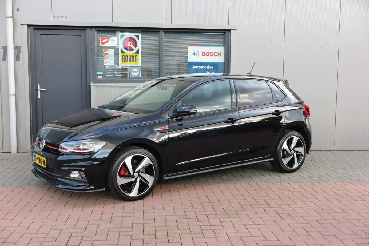 2.0 TSI GTI 147kw 200PK DSG Led, Virtual cockpit , Stoelverwarming , Navi , Carplay, PDC, Schakelflippers , Camera ,Adaptive cruise  , etc. (Recent onderhouden , historie volledig bekend)