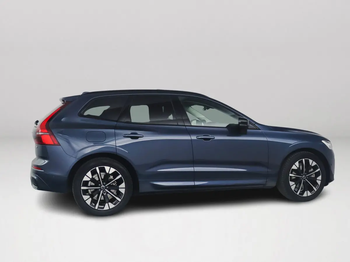 T6 Plug-in hybrid AWD Ultra Dark | Panoramadak | 360° camera | Luchtvering | Head-up display | Harman Kardon | Stoel- en stuurverwarming | Trekhaak