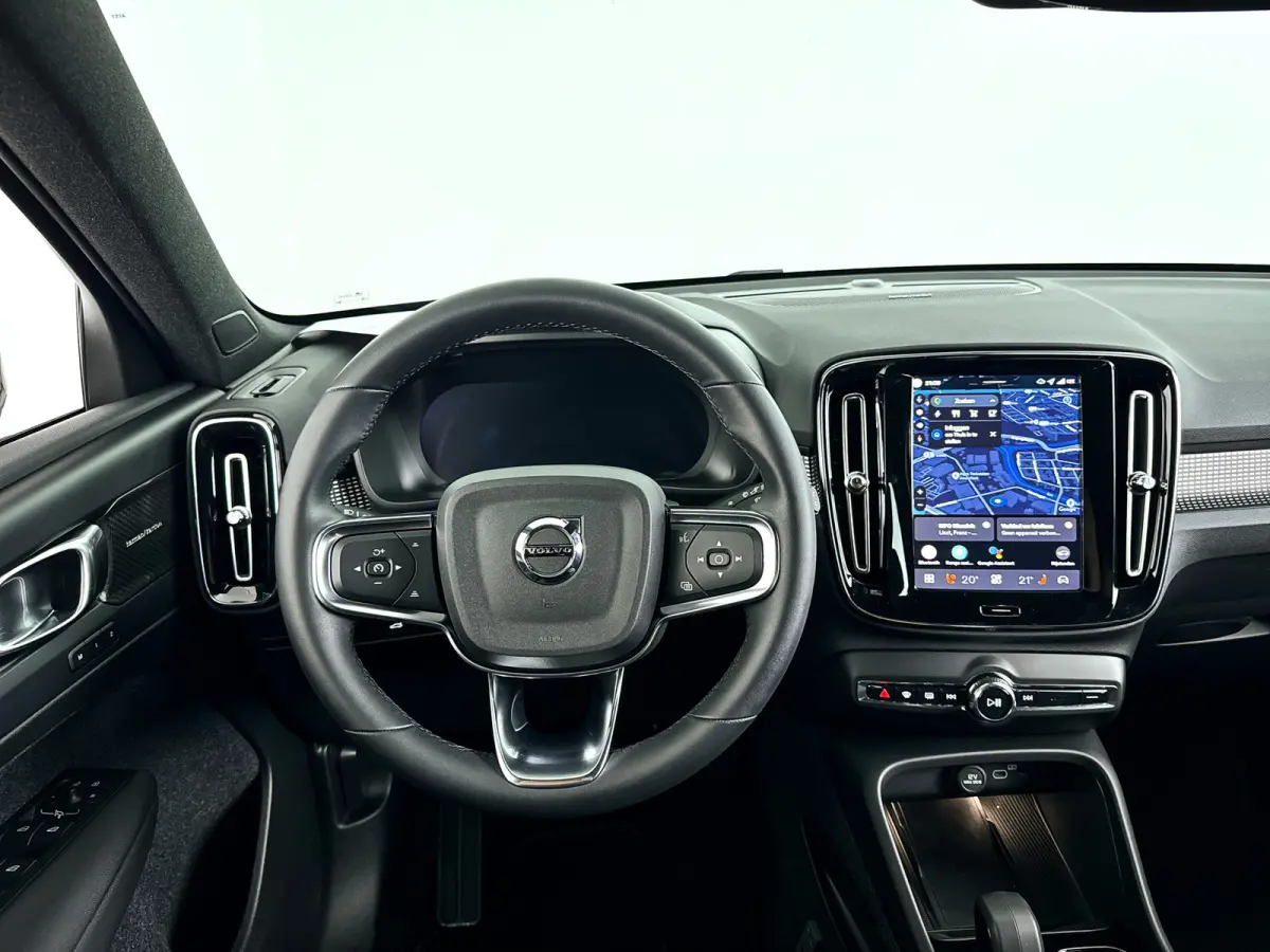 Single Motor Plus Black Edition 70 kWh | Parkeercamera | Harman Kardon | Stoel- en stuurverwarming