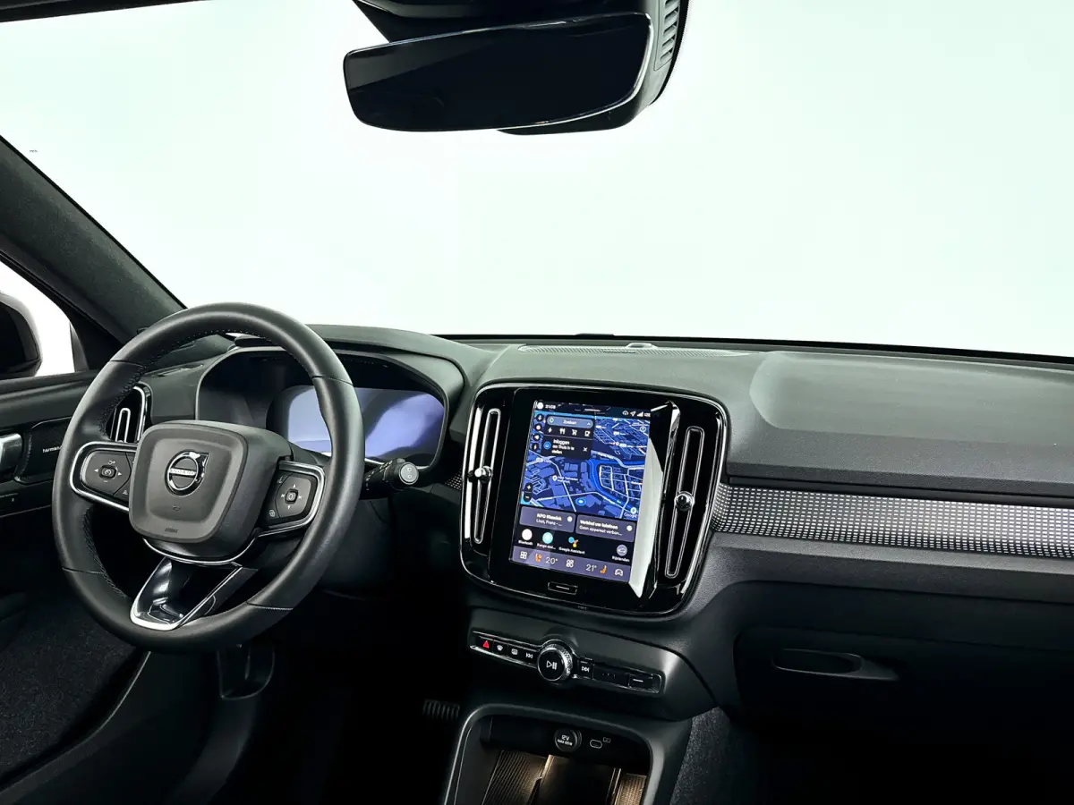Single Motor Plus Black Edition 70 kWh | Parkeercamera | Harman Kardon | Stoel- en stuurverwarming