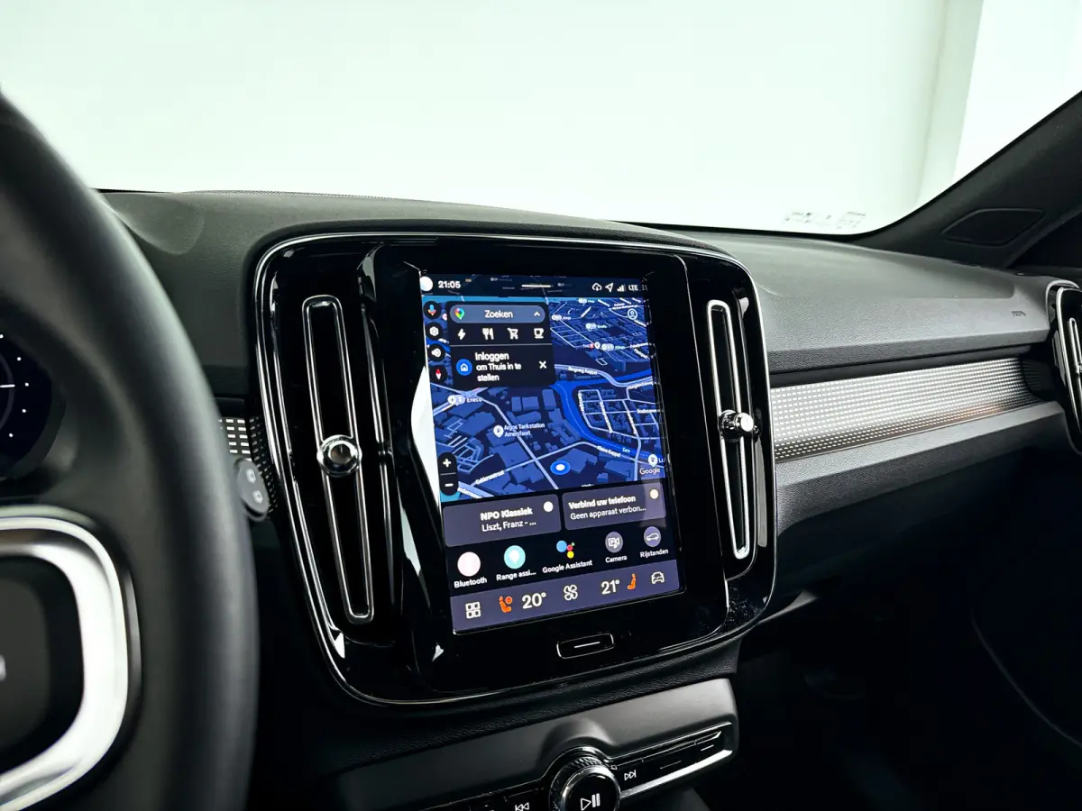 Single Motor Plus Black Edition 70 kWh | Parkeercamera | Harman Kardon | Stoel- en stuurverwarming