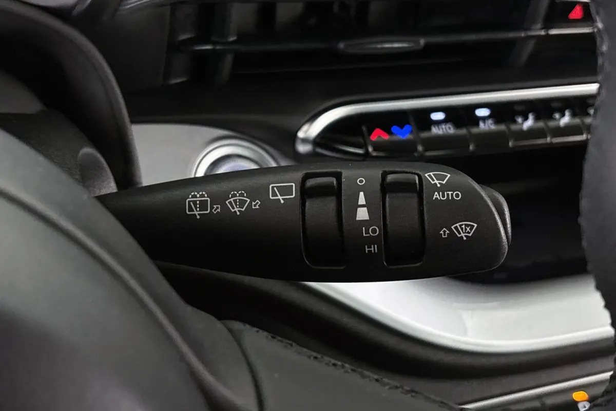 3+1 Icon 42 kWh Panoramadak Apple CarPlay Camera 16"