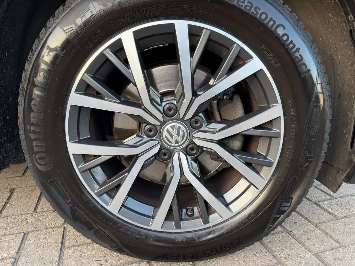 1.5 TSI ACT Highline Business R / Pano / 2x Massage / ACC / Trekhaak / Zeer kompleet !