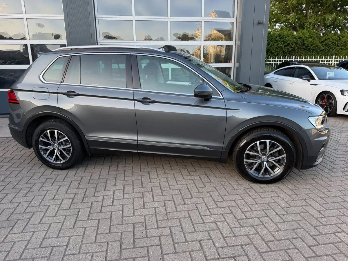 1.5 TSI ACT Highline Business R / Pano / 2x Massage / ACC / Trekhaak / Zeer kompleet !